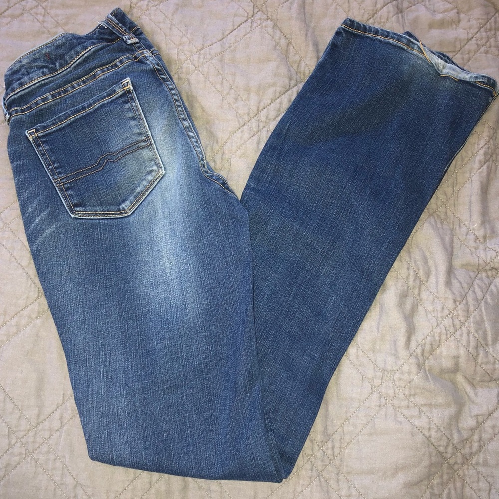 Curvy Bootcut Jeans